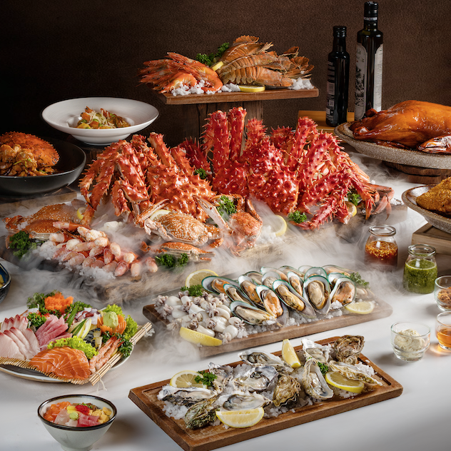 International & Seafood Dinner Buffet (Weekend)